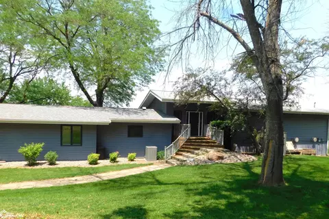 818 Charles St, Denison, IA 51442