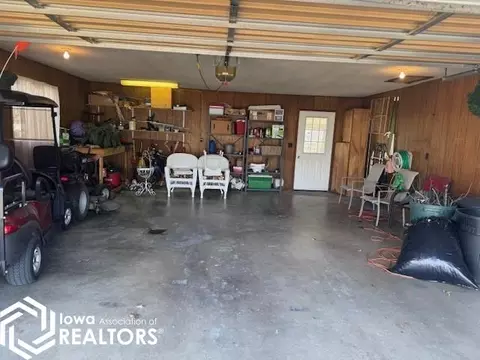502 E Walnut St, Centerville, IA 52544 photo 17