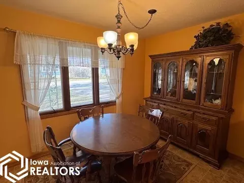 502 E Walnut St, Centerville, IA 52544 photo 16