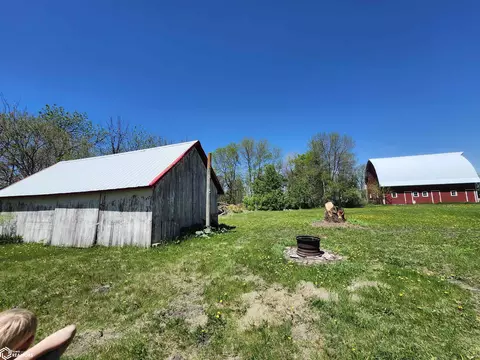Exterior - 49700 20th Ave, Rake, IA 50465 photo 11 of 18