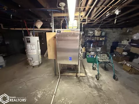 Other - 403 E Maple St, Centerville, IA 52544 photo 13 of 19