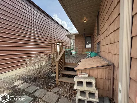 Exterior - 403 E Maple St, Centerville, IA 52544 photo 5 of 5