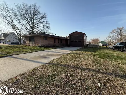 Other - 403 E Maple St, Centerville, IA 52544 photo 4 of 19