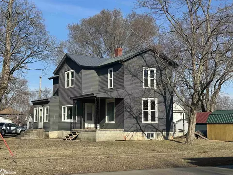 906 N 1st Ave, Northwood, IA 50459
