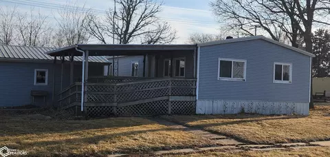106 E Harrison St, Montezuma, IA 50171