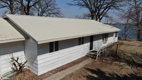 1884 Obrien Ave, Clarion, IA 50525