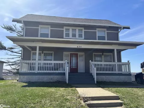 624 E 2nd St, Ottumwa, IA 52501