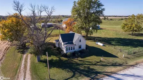 950 Virginia St, Columbia, IA 50057