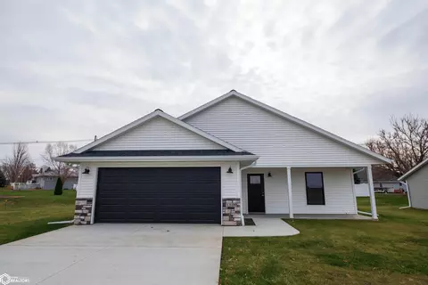 1109 E Southridge Rd, Marshalltown, IA 50158