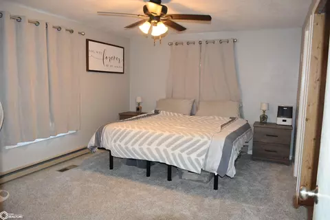 Bedroom - 13232 524th, Centerville, IA 52544 photo 1 of 3