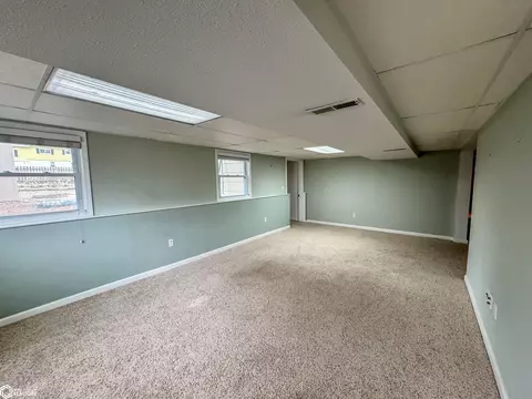 909 3rd Ave SE, Hampton, IA 50441 photo 31