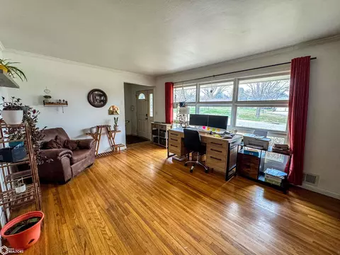 909 3rd Ave SE, Hampton, IA 50441 photo 14