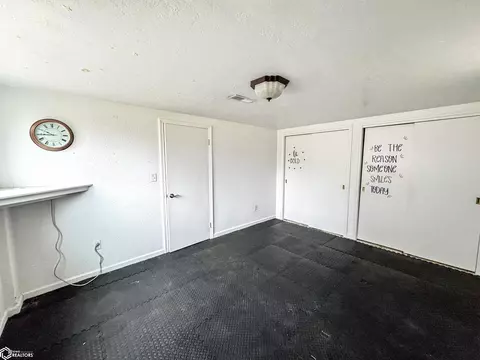 909 3rd Ave SE, Hampton, IA 50441 photo 27