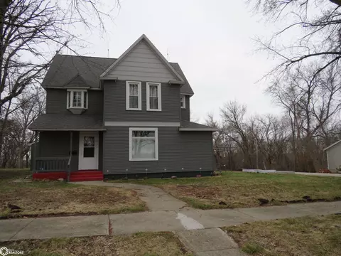 201 Locust St, Rolfe, IA 50581