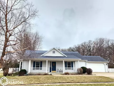 401 Birch Ave, Clear Lake, IA 50428