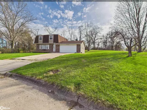 1956 Gladstone St, Ottumwa, IA 52501