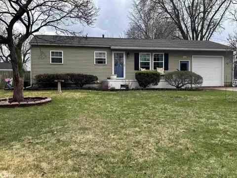 404 E Fillmore Ave, Fairfield, IA 52556
