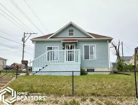 108 N 5th Ave, Marshalltown, IA 50158