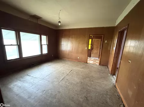 503 E Pleasant, Cincinnati, IA 52549 photo 9