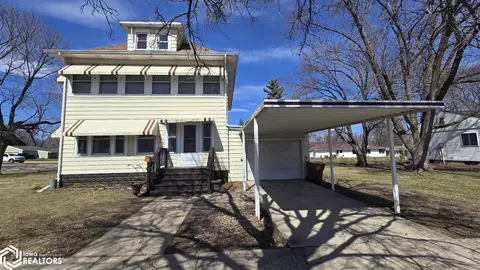 401 E Main St, Lake Mills, IA 50450