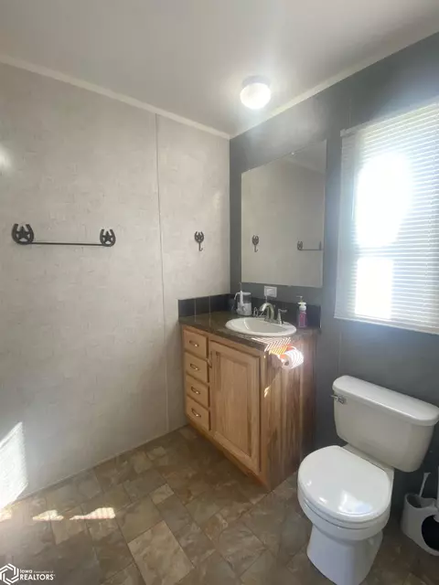 30807 190th St, Bonaparte, IA 52620 photo 17