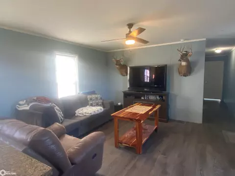 30807 190th St, Bonaparte, IA 52620 photo 10