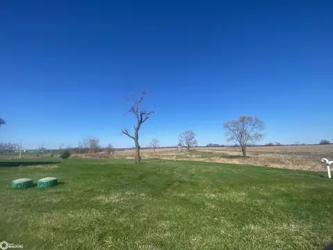 30807 190th St, Bonaparte, IA 52620 photo 4