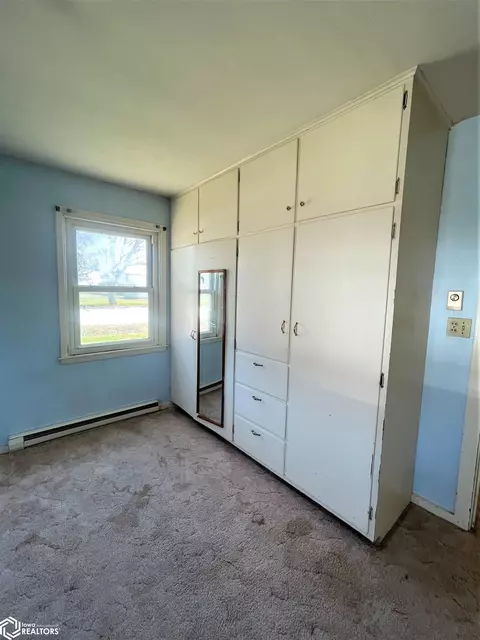 Bedroom - 406 5th St, Bode, IA 50519 photo 4 of 4