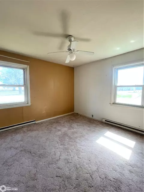 Bedroom - 406 5th St, Bode, IA 50519 photo 1 of 4