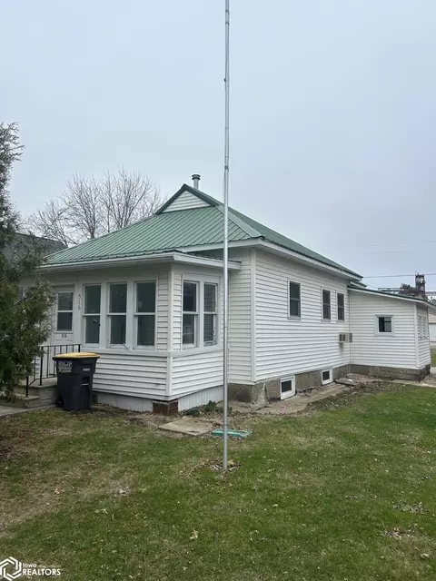 516 N Cadwell, Eagle Grove, IA 50533