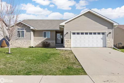 140 Birch St, North Liberty, IA 52317