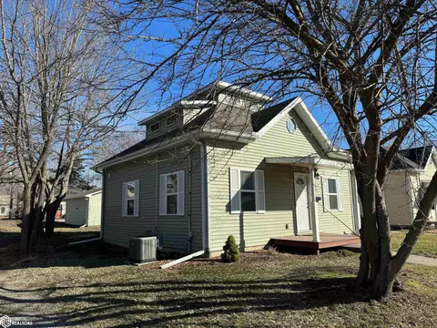 805 W Kirkwood Ave, Fairfield, IA 52556