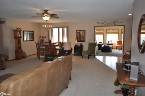 1419 Olive St, Carroll, IA 51401 photo 17
