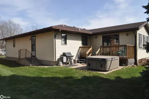 1419 Olive St, Carroll, IA 51401 photo 10