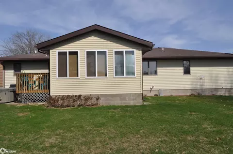 1419 Olive St, Carroll, IA 51401 photo 7
