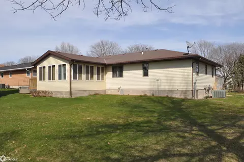 1419 Olive St, Carroll, IA 51401 photo 6