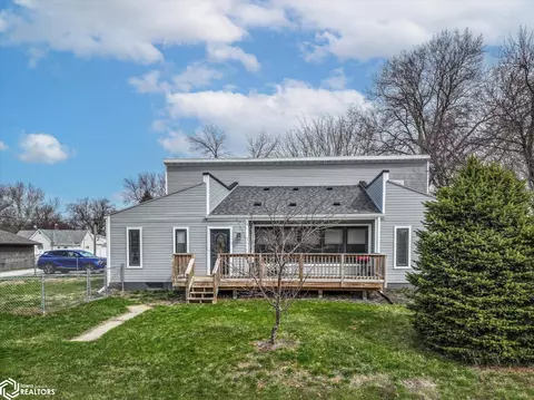 601 Walker St, Woodbine, IA 51579