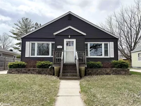 1014 Division St, Webster City, IA 50595