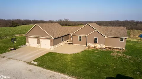 11980 250th Ave, Moravia, IA 52571