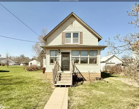 218 E Walnut St, Conrad, IA 50621 photo 1