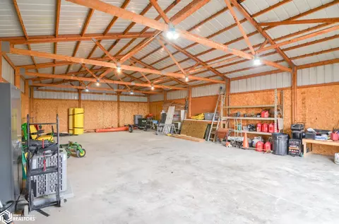 524 N Front St, Montezuma, IA 50171 photo 5