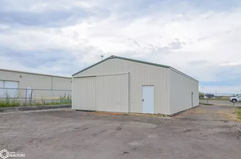 524 N Front St, Montezuma, IA 50171