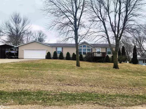 3258 James Dr, Crystal Lake, IA 50432