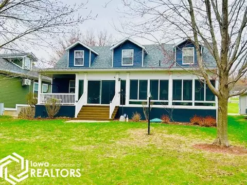 122 Horseshoe Dr, Montezuma, IA 50171