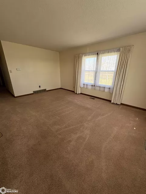 1045 Buchanan Ave, Corwith, IA 50430 photo 23
