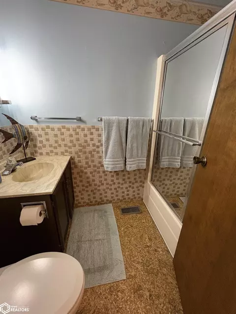 1045 Buchanan Ave, Corwith, IA 50430 photo 39