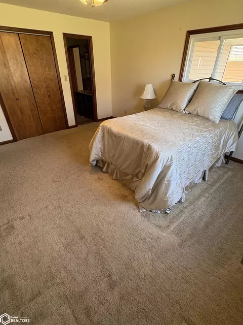 1045 Buchanan Ave, Corwith, IA 50430 photo 30