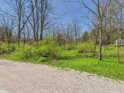 425 S 9th St, Hamilton, IL 62341 photo 3