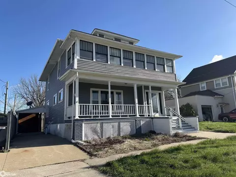 11 5th Ave W, Albia, IA 52531