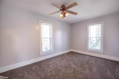 402 E Grundy Ave, Conrad, IA 50621 photo 25